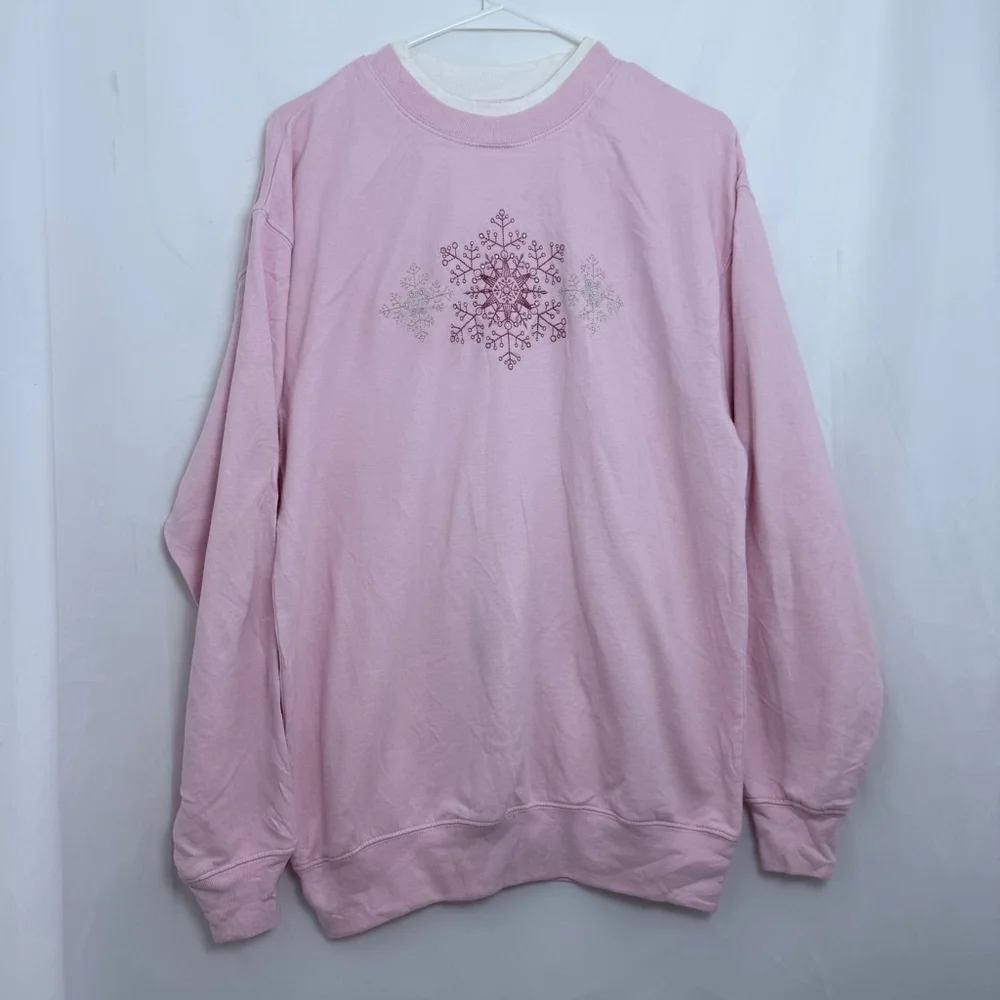Vintage Women's M&C Sportswear Pink Snowflake Winter Christmas Sweatshirt Size M